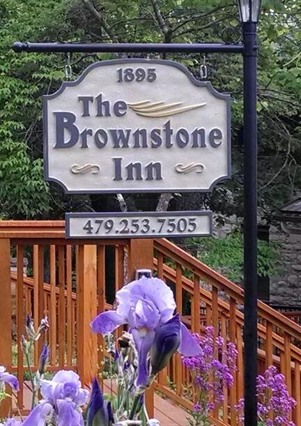 Brownstone Inn Sign